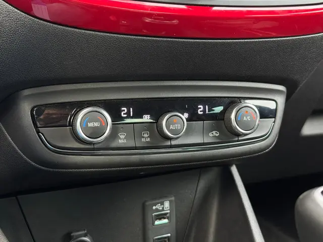 Opel Crossland 1.2 Turbo GS Line 2022 Benzine 18