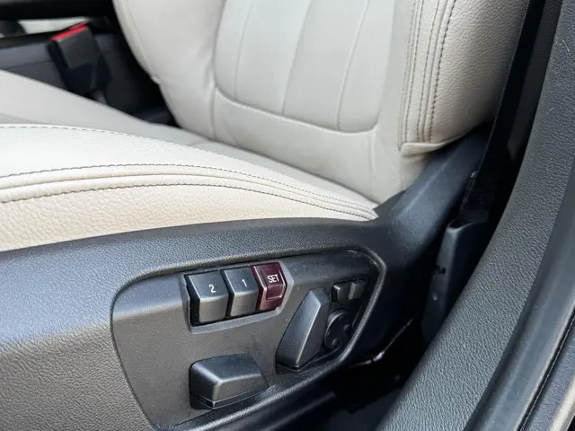 BMW X1 xDrive20i High Executive 2021 Benzine 4