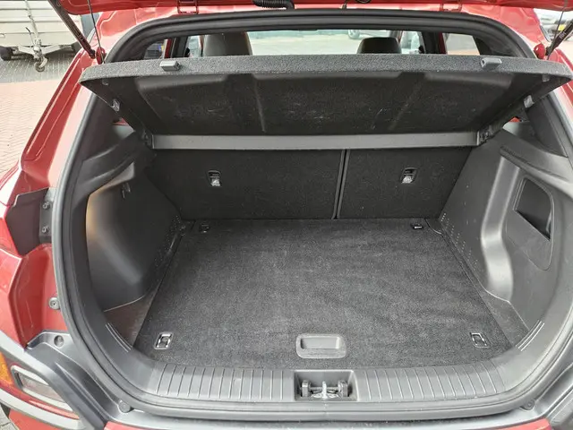 Hyundai Kona 1.6 T-GDI Fashion 2019 Benzine 30