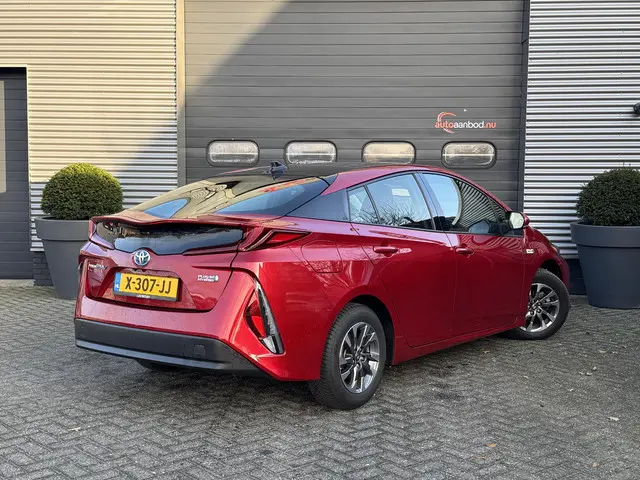 Toyota Prius 1.8 Plug-in Executive 2019 Hybride Benzine 2