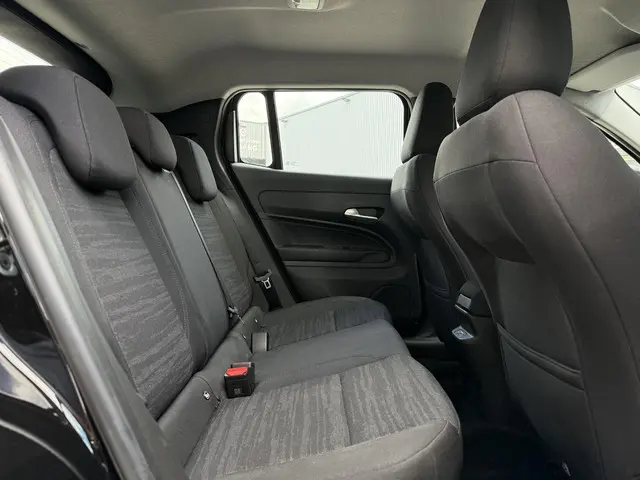 Jeep Avenger Longitude 54 kWh Aut. 2024 Elektrisch 15