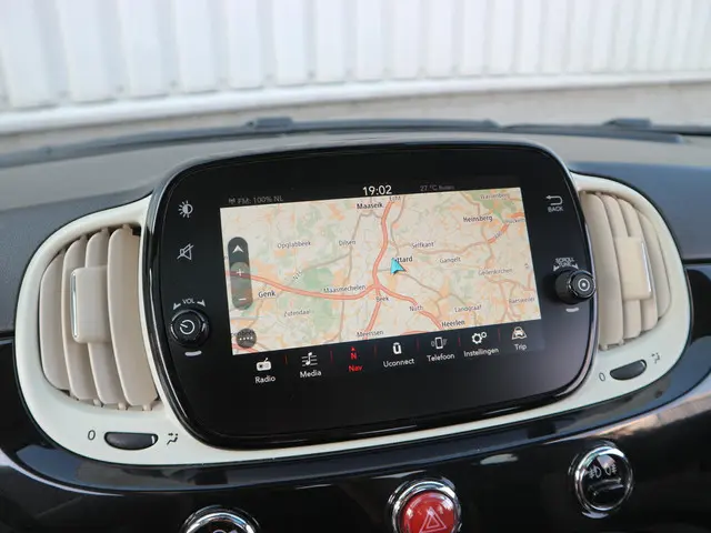 Fiat 500 1.0 Hybrid Dolcevita 2020 Benzine 14