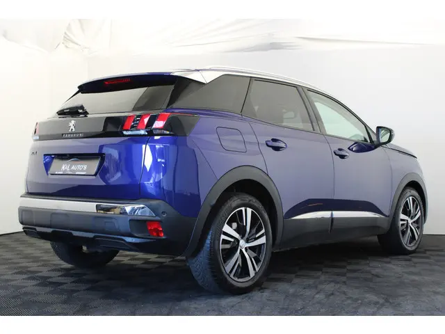 Peugeot 3008 1.2 PureTech Allure 2019 Benzine 2