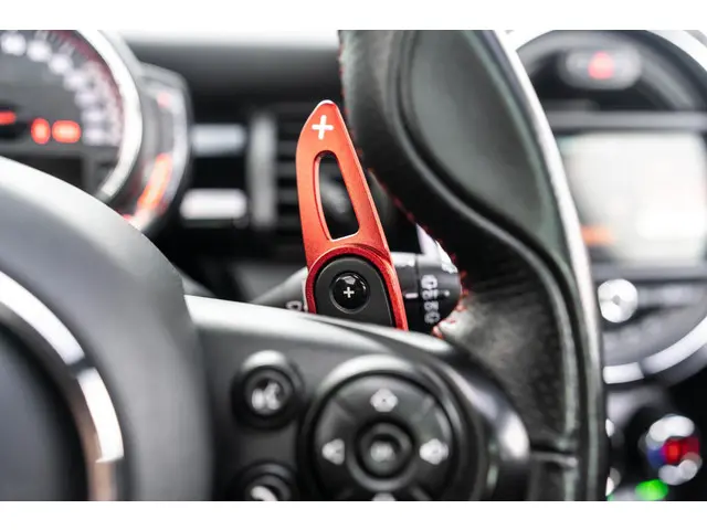 MINI Cooper Mini 2.0 John Works 2018 Benzine 23