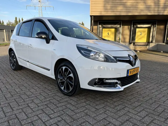 Renault Scénic 2.0 Bose 2014 Benzine 29