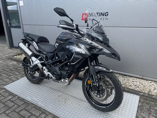 Benelli TRK 502 X 2020 Benzine 2