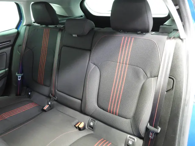 Renault Mégane Estate 1.3 TCe Aut. R.S. Line 2021 Benzine 27