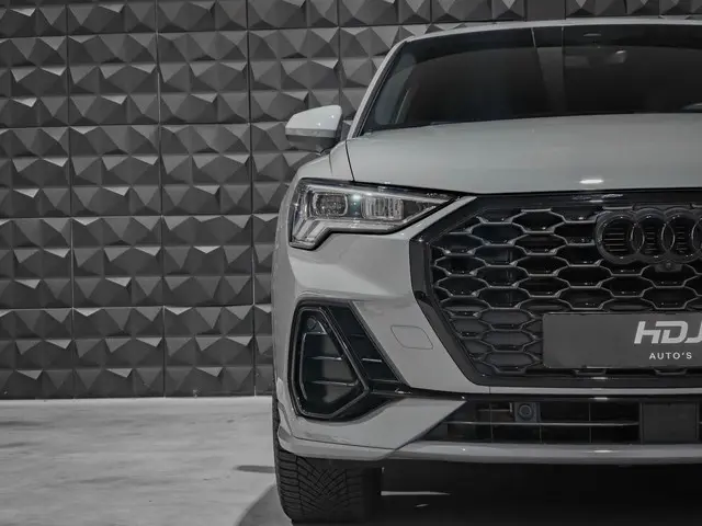 Audi Q3 Sportback 35 TFSI S Edition 2021 Benzine 24