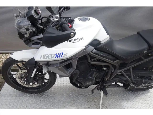 Triumph Tiger  800 XRX 2016 Benzine 18