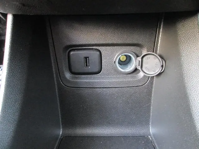 Opel KARL 1.0 Rocks Online Edition 2018 Benzine 15