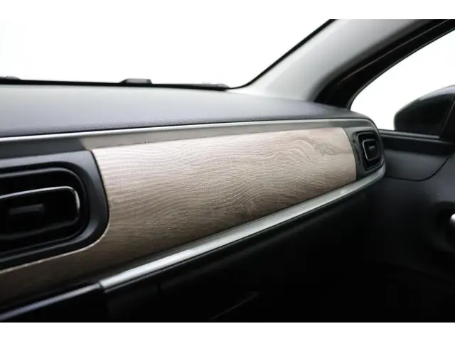 Citroën C3 1.2 PureTech Max 2024 Benzine 28