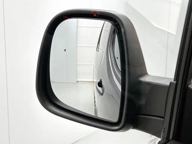 Peugeot Partner 1.5 BlueHDi 100 S&S L2 2023 Diesel 11