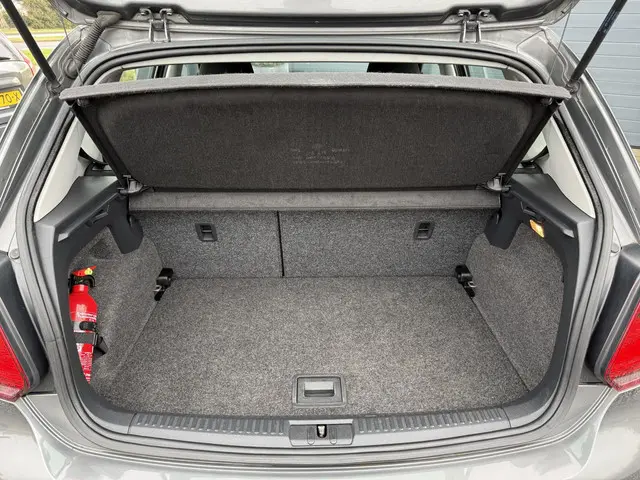 Volkswagen Polo 1.2 Easyline 2012 Benzine 21