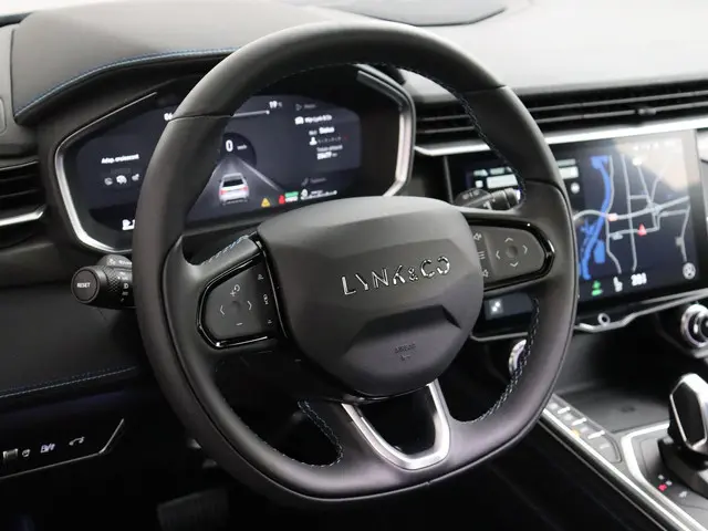 Lynk & Co 01 1.5 2023 Hybride Benzine 16
