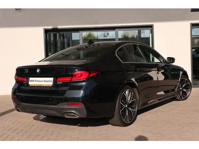 BMW 5 Serie Sedan 530e 2021 Hybride Benzine 3