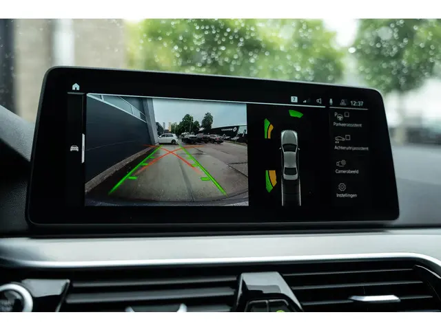BMW 5 Serie 520i M Sport 2022 Benzine 23