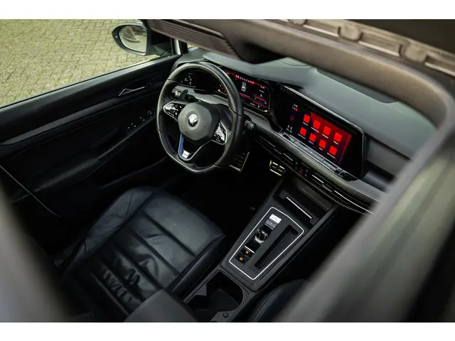 Volkswagen Golf 2.0 TSI R 4Motion 2021 Benzine 28