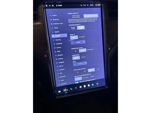 Tesla Model X Long Range 2019 Elektrisch 16