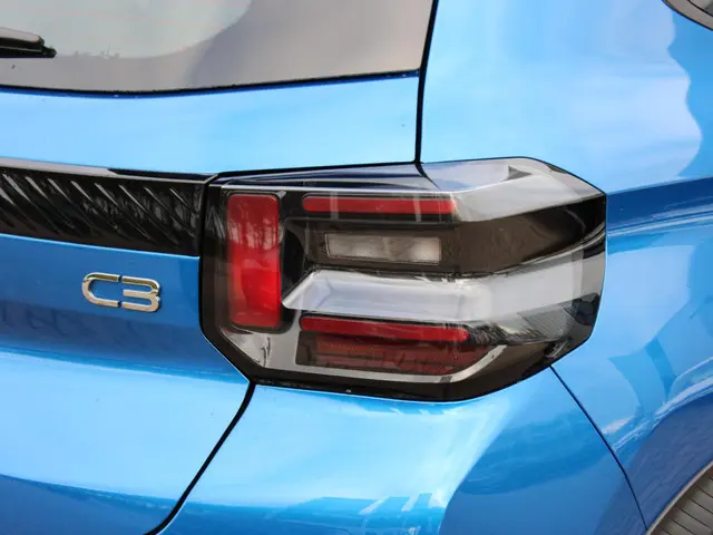 Citroën C3 HYBRID 110 PLUS 2025 Hybride Benzine 25