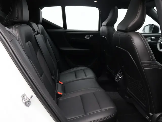 Volvo XC40 Recharge P8 AWD R-Design 2020 Elektrisch 10