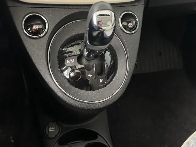 Fiat 500 0.9 TwinAir Turbo Collezione 2019 Benzine 22