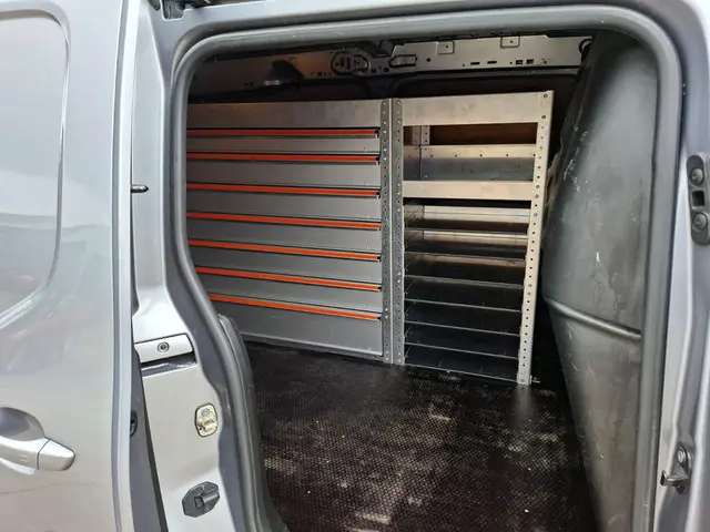 Opel Combo 1.5D L2H1 Edition 2021 Diesel 37