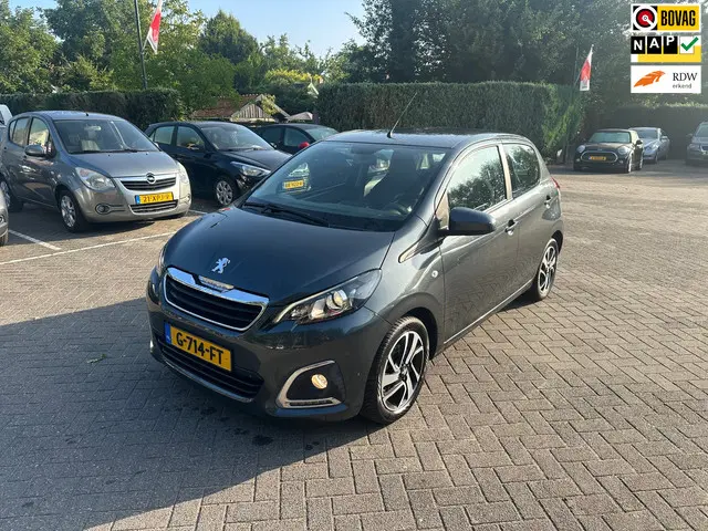 Peugeot 108 1.0 e-VTi Allure 5 deurs , airco 2019 Benzine