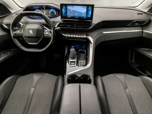 Peugeot 3008 1.6 HYbrid 225 Allure 2022 Hybride Benzine 6