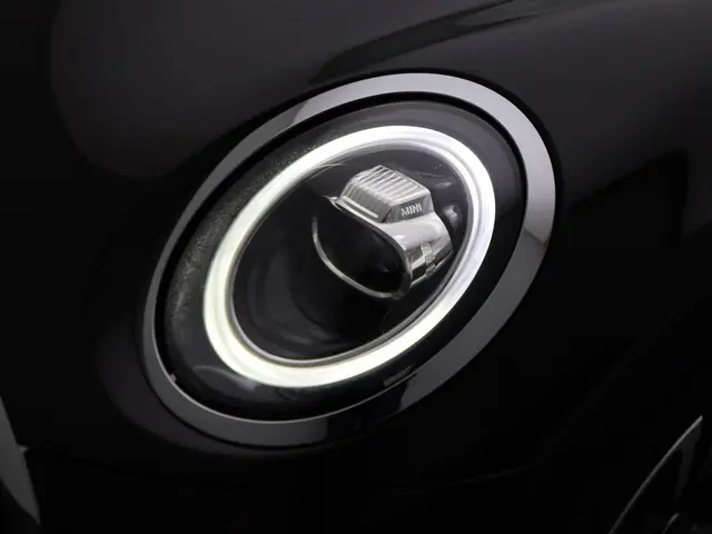 MINI 5-Deurs Cooper 2019 Benzine 7