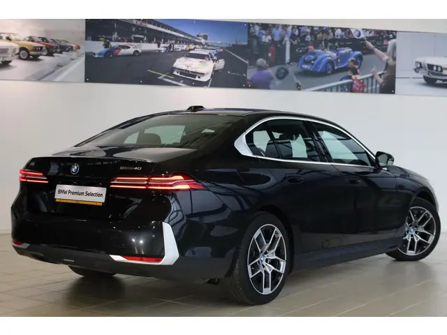 BMW i5 2