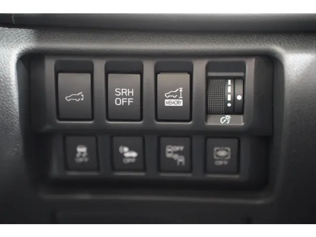 Subaru Forester 2.0i e-BOXER First Edition 2021 Benzine 36