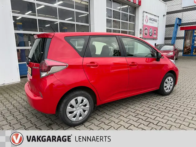 Toyota Verso-S 1.3 VVT-i Dynamic 2015 Benzine 7
