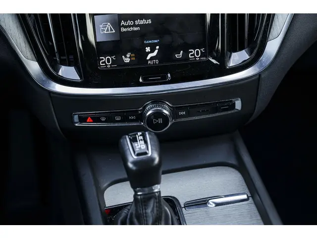 Volvo V60 2.0 T5 Inscription 2019 Benzine 24