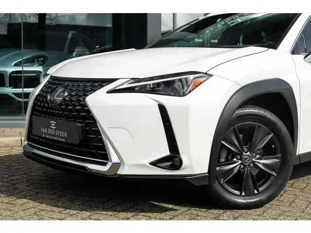 Lexus UX 250h Business Line 2022 Hybride Benzine 21