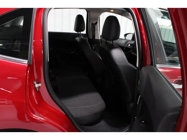 Citroën C3 1.0 PureTech Collection 2015 Benzine 23