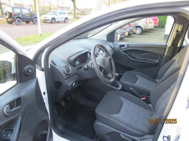 Ford Ka Ka+ 1.2 Trend Essential 2018 Benzine 2