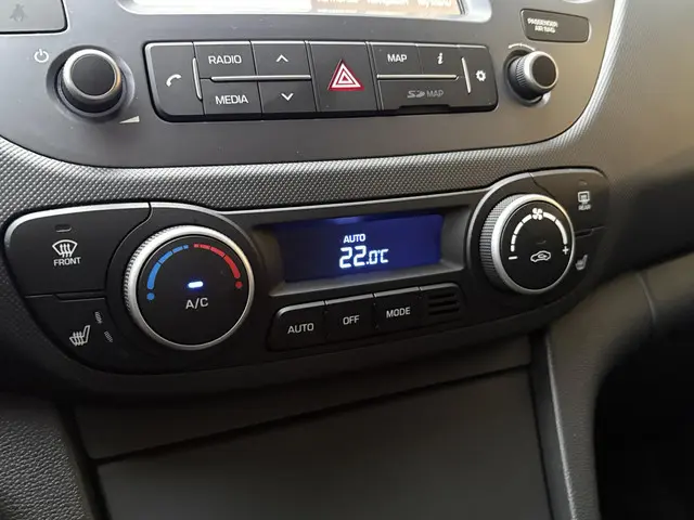 Hyundai i10 1.0i Premium 2019 Benzine 25