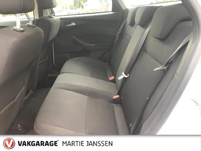 Ford Focus Wagon 1.0 Lease Edition 2018 Benzine 15