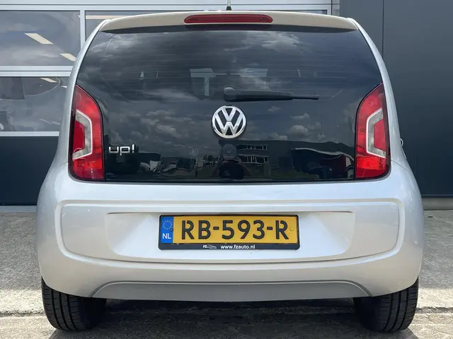 Volkswagen up! 1.0 high up! 2012 Benzine 5