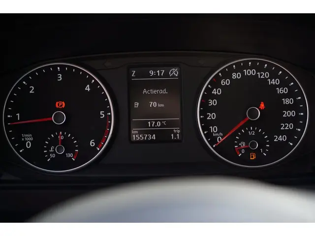 Volkswagen Transporter 2.0 TDI L2H3 2016 Diesel 16