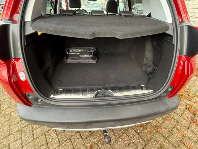 Peugeot 2008 1.2 PureTech Allure 2019 Benzine 24