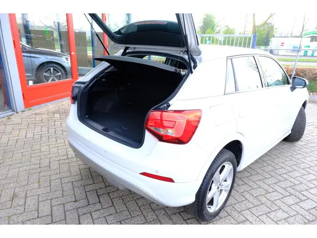 Audi Q2 30 TFSI Sport Aut. Navi|Clima|LMV 2019 Benzine 9