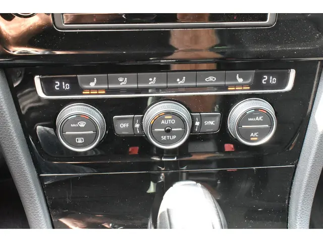 Volkswagen Golf 1.2 TSI Highline 2013 Benzine 17