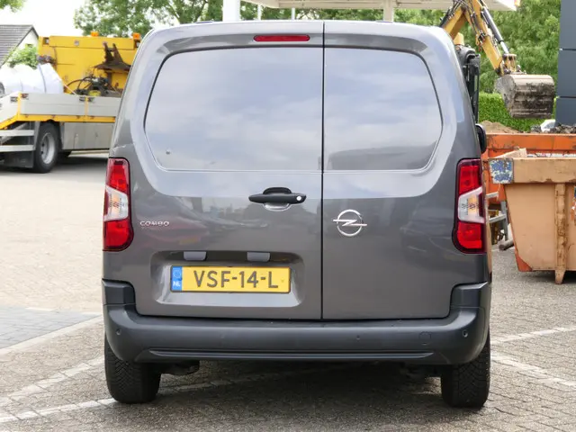 Opel Combo 1.5D L1H1 2022 Diesel 13