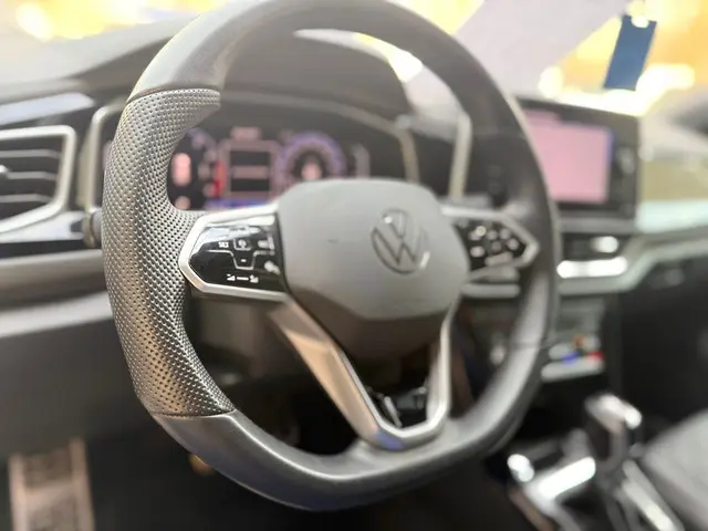 Volkswagen T-Roc 1.5 TSI R-Line 2023 Benzine 11