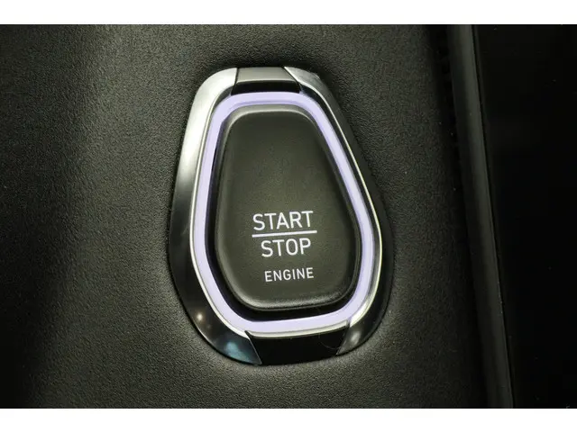 Lynk & Co 01 1.5 2021 Hybride Benzine 39