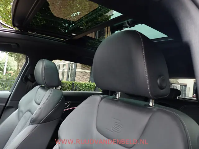 Audi Q8 e-tron 50 QUATTRO S-LINE 2023 Elektrisch 25