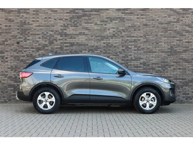 Ford Kuga 2.5 PHEV Cool & Connect 2022 Hybride Benzine 18