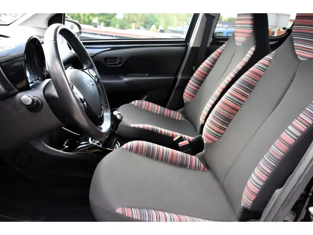 Citroën C1 1.0 VTi Feel Carplay Navigatie 2018 Benzine 13