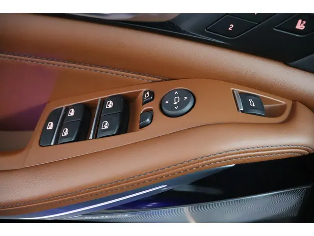 BMW X5 xDrive50e 2025 Hybride Benzine 22